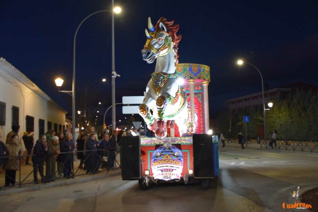 Tomelloso se planta ante el viento y firma un Desfile Nacional de Carrozas y Comparsas “de los que hacen afición” 108 desfile nacional comparsas tomelloso 2026 049