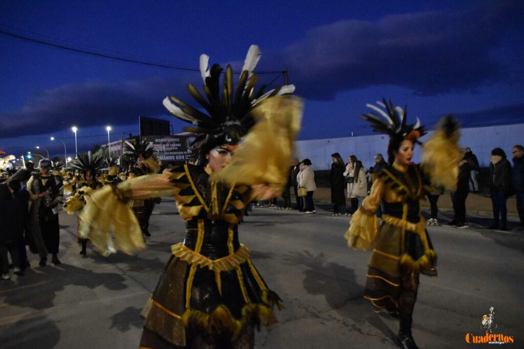 Tomelloso se planta ante el viento y firma un Desfile Nacional de Carrozas y Comparsas “de los que hacen afición” 118 desfile nacional comparsas tomelloso 2026 059