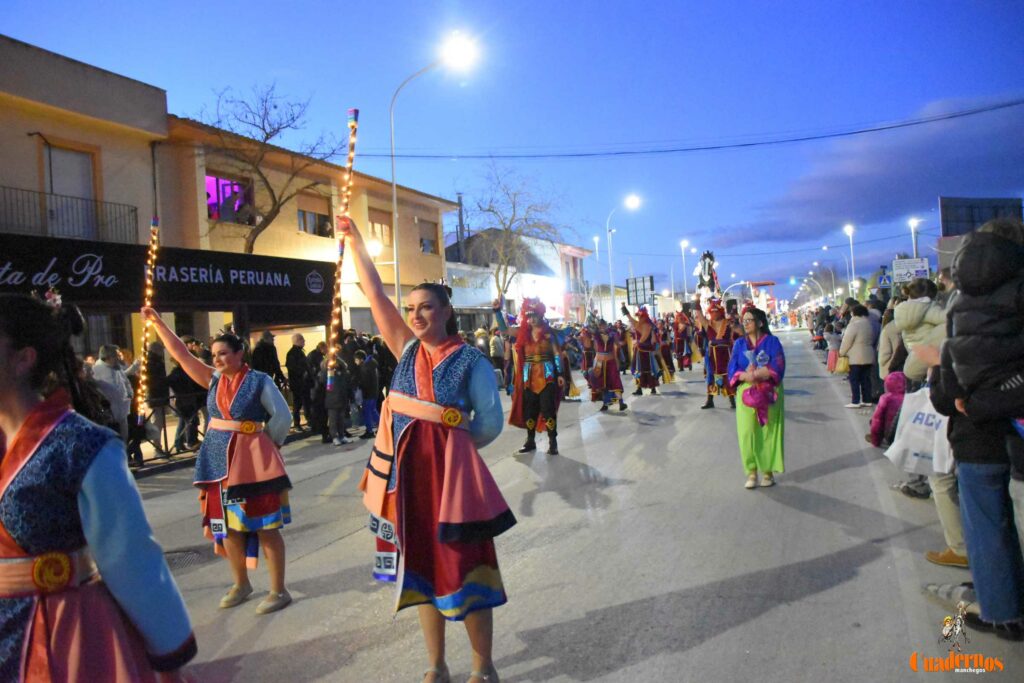 Tomelloso se planta ante el viento y firma un Desfile Nacional de Carrozas y Comparsas “de los que hacen afición” 124 desfile nacional comparsas tomelloso 2026 065