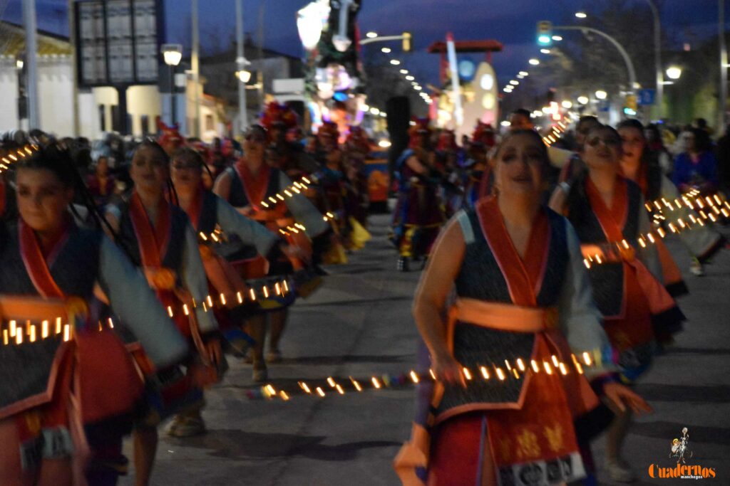 Tomelloso se planta ante el viento y firma un Desfile Nacional de Carrozas y Comparsas “de los que hacen afición” 132 desfile nacional comparsas tomelloso 2026 073