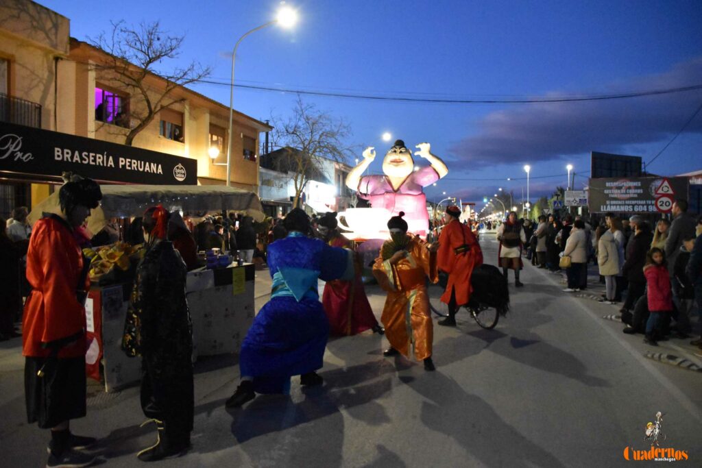 Tomelloso se planta ante el viento y firma un Desfile Nacional de Carrozas y Comparsas “de los que hacen afición” 136 desfile nacional comparsas tomelloso 2026 078