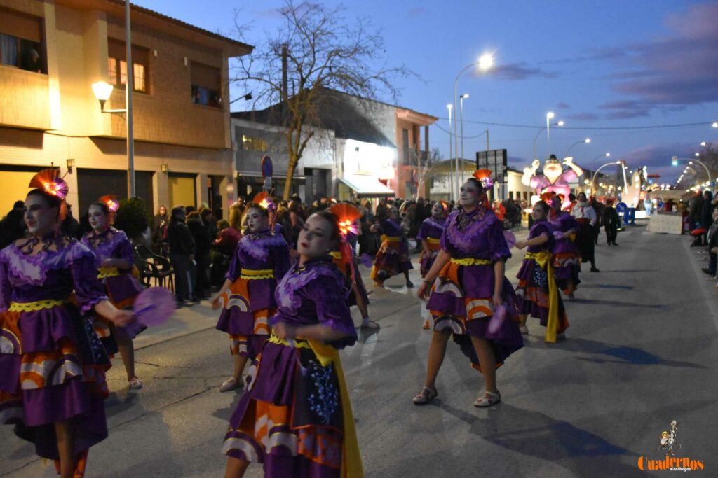Tomelloso se planta ante el viento y firma un Desfile Nacional de Carrozas y Comparsas “de los que hacen afición” 144 desfile nacional comparsas tomelloso 2026 089