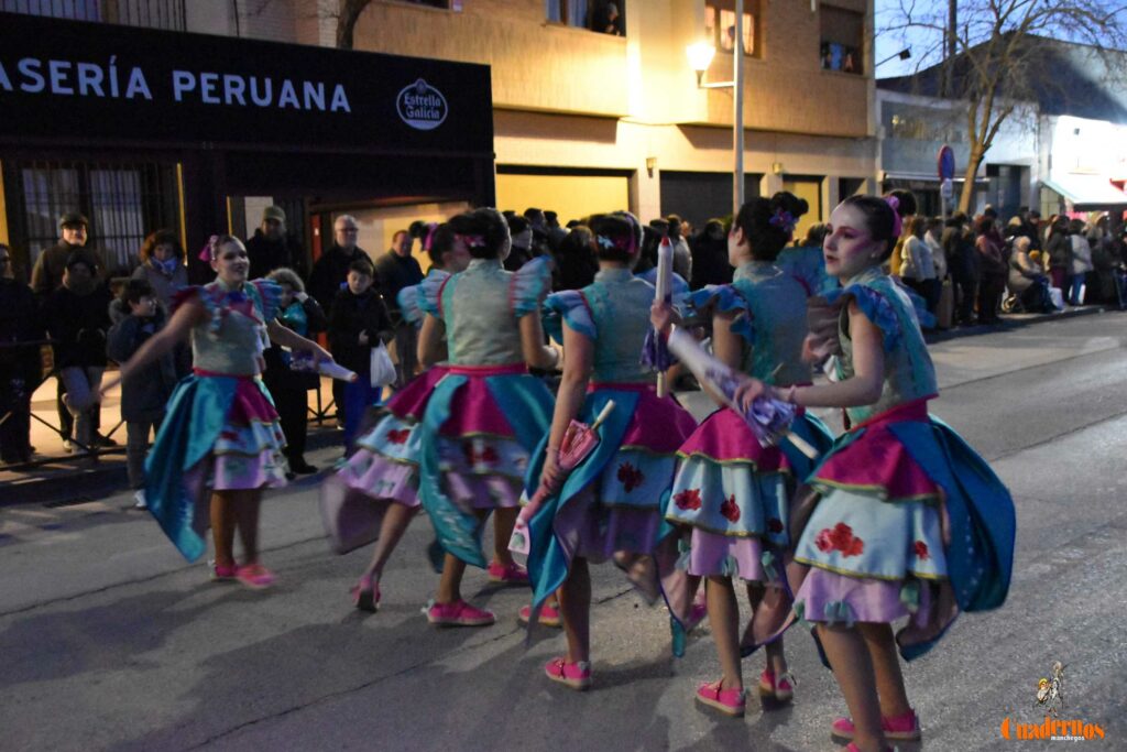 Tomelloso se planta ante el viento y firma un Desfile Nacional de Carrozas y Comparsas “de los que hacen afición” 150 desfile nacional comparsas tomelloso 2026 098