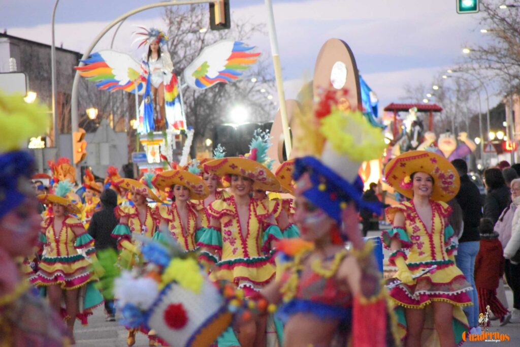 Tomelloso se planta ante el viento y firma un Desfile Nacional de Carrozas y Comparsas “de los que hacen afición” 24 desfile nacional comparsas tomelloso 2026 147