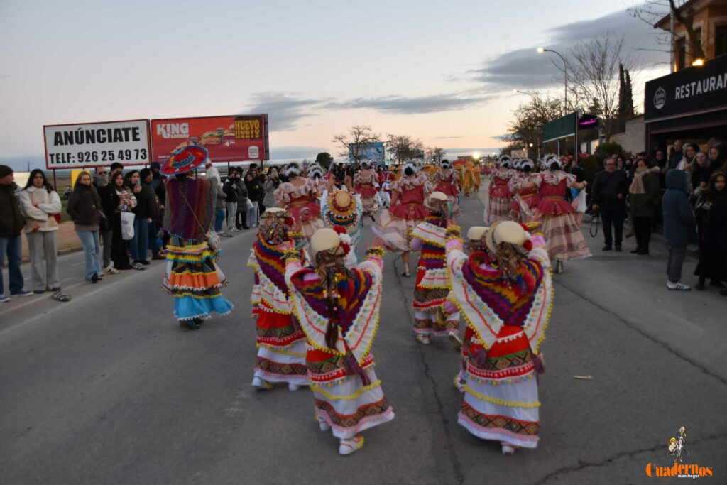 Tomelloso se planta ante el viento y firma un Desfile Nacional de Carrozas y Comparsas “de los que hacen afición” 36 desfile nacional comparsas tomelloso 2026 159