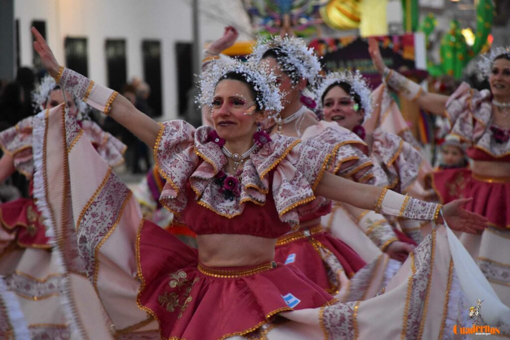 Tomelloso se planta ante el viento y firma un Desfile Nacional de Carrozas y Comparsas “de los que hacen afición” 48 desfile nacional comparsas tomelloso 2026 171