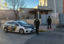 Detenido un conductor en Azuqueca de Henares cuando circulaba en sentido contrario y con el permiso de conducción retirado por orden judicial