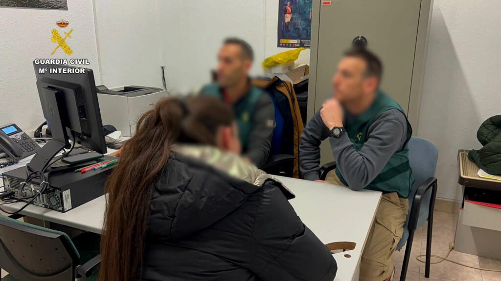 Desarticulado en Bizkaia un grupo criminal dedicado a estafar por Internet 3 detenidos estafas