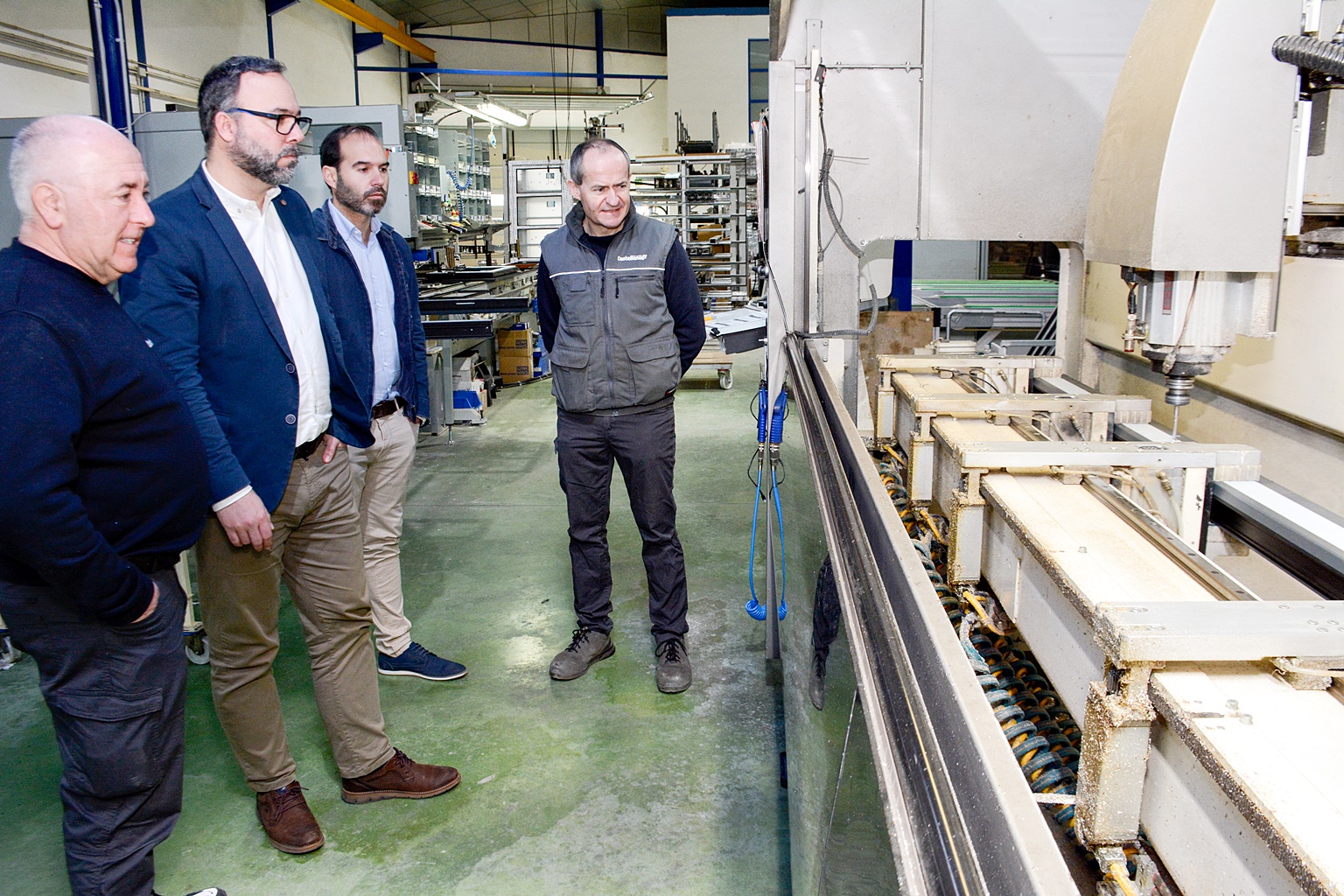 El alcalde visita Aluminios Castellanos referente en innovación y crecimiento del sector tras 30 años de actividad