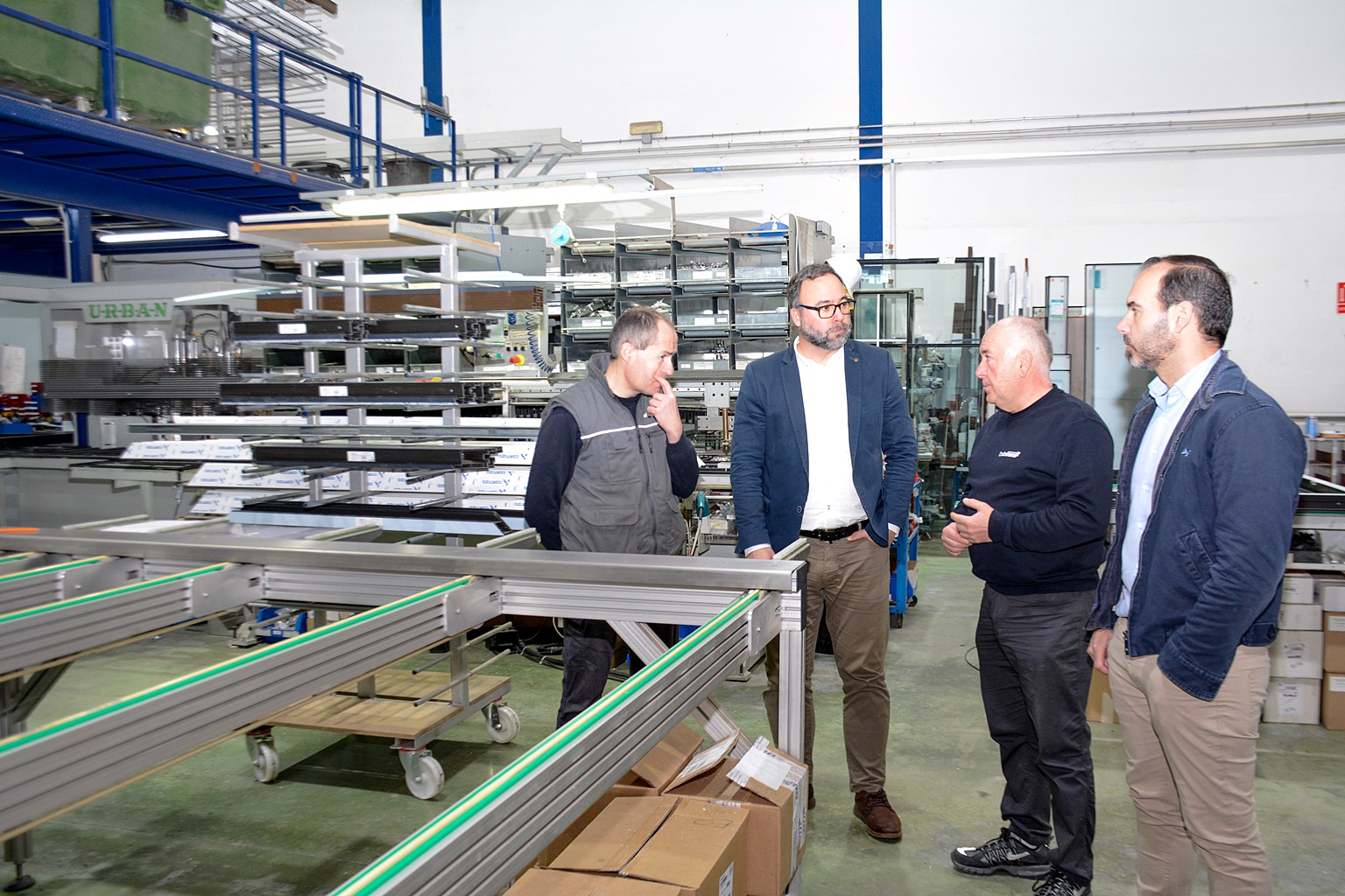 Aluminios Castellanos, un referente en innovación y crecimiento del sector tras 30 años de actividad en Tomelloso 1 El alcalde visita Aluminios Castellanos referente en innovación y crecimiento del sector tras 30 años de actividad