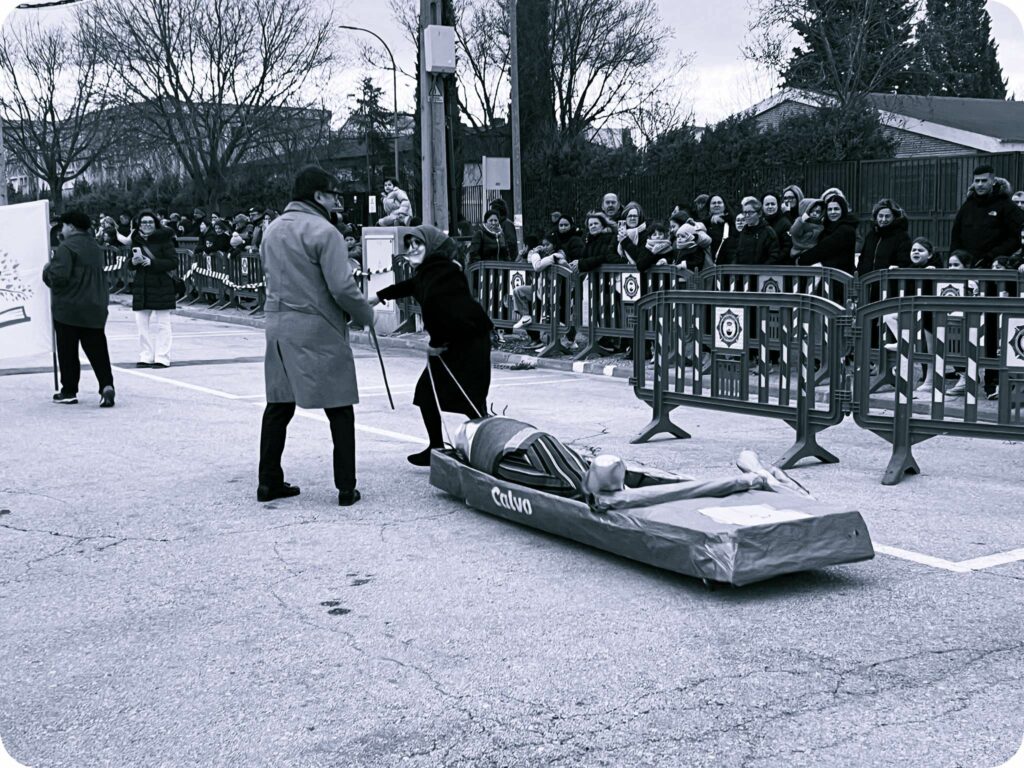 Tomelloso despide el Carnaval 2026 con el V Concurso del Entierro de la Sardina tras días de gran participación 18 entierro sardina tomelloso 2026 15