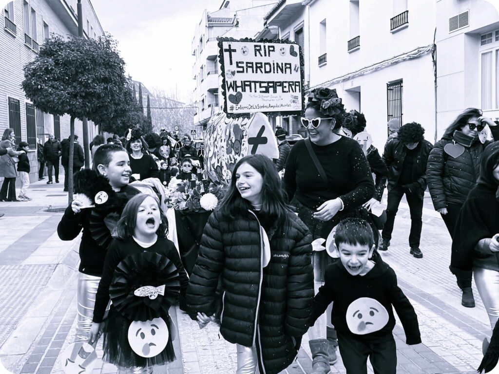 Tomelloso despide el Carnaval 2026 con el V Concurso del Entierro de la Sardina tras días de gran participación 7 entierro sardina tomelloso 2026 4