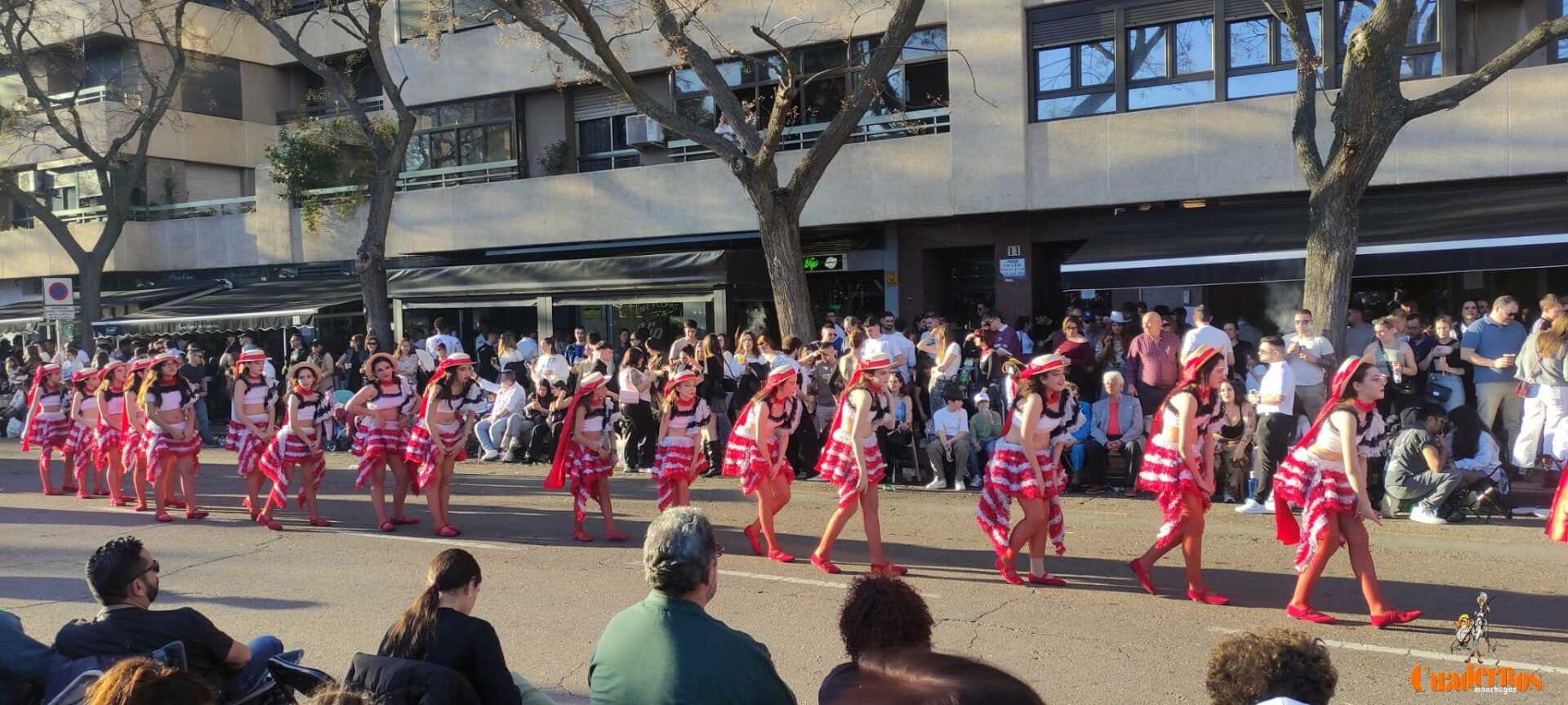Peña Harúspices conquista el Premio Especial del Público en Ciudad Real con Romeo y Julieta y brilla entre los premiados del Carnaval