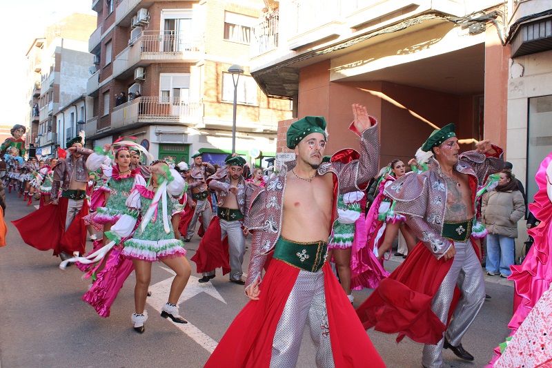Harúspices se alza con el segundo premio en el Concurso Regional de Carrozas y Comparsas de Valdepeñas 2 haruspices valdepenas 10