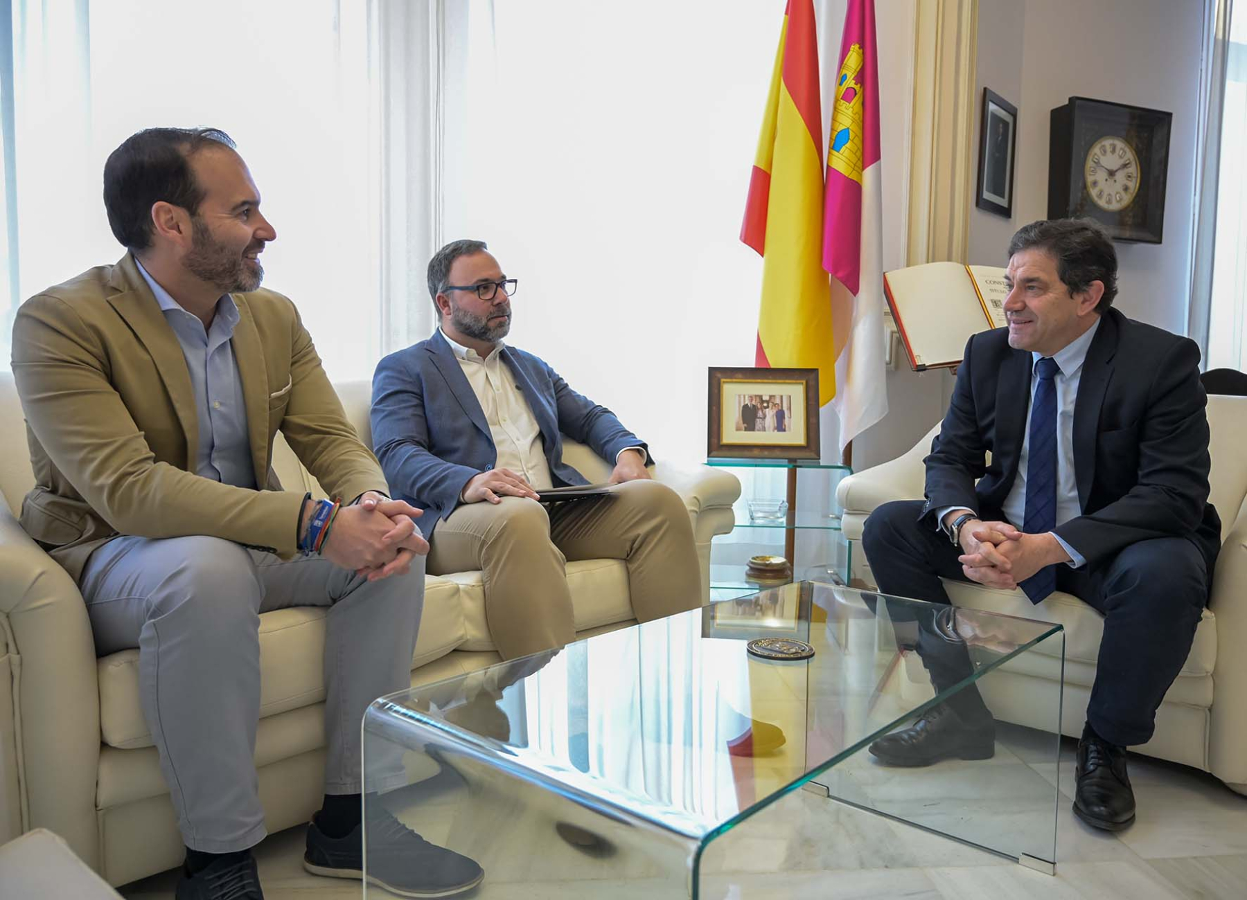 Javier Navarro agradece al presidente de la Diputación su implicación con la reivindicación de la conexión ferroviaria para Tomelloso 2 Javier Navarro agradece al presidente de la Diputación su implicación con la reivindicación de la conexión ferroviaria para Tomelloso