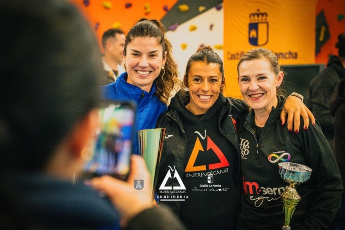 JM Serna Seguros deja huella en el Trail Entrevolcanes 2026 con 21 valientes en carrera 2 jmsernavolcanes 14