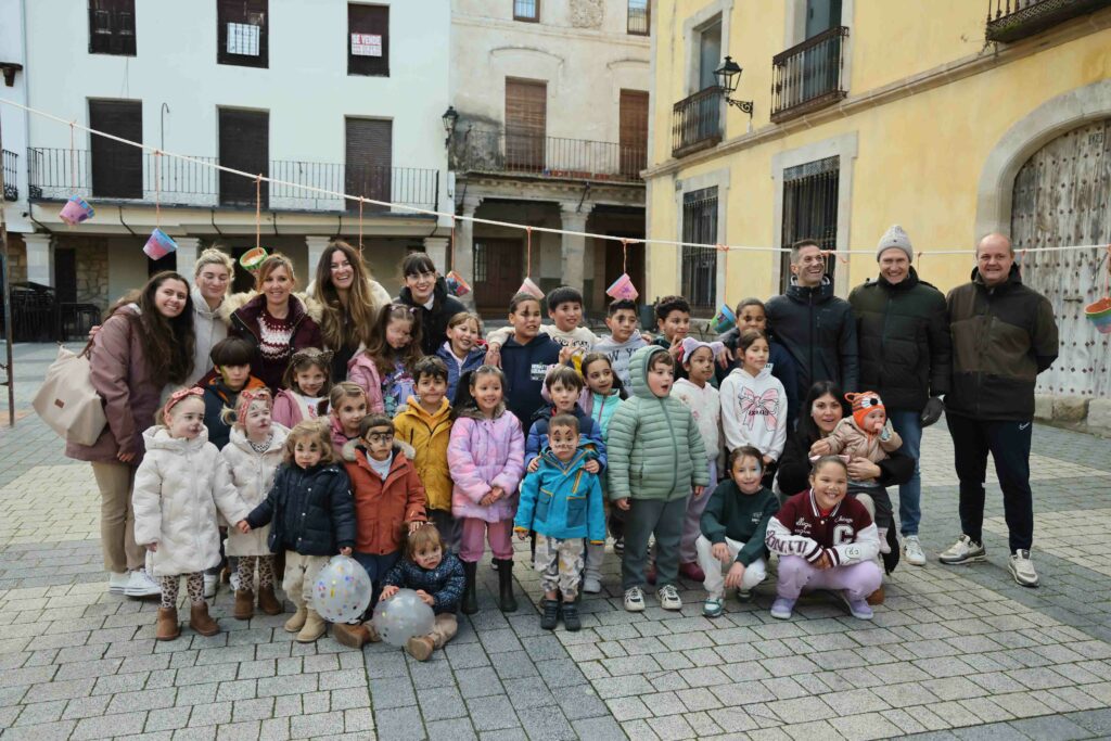 Pareja abre el Carnaval con su tradicional Jueves Lardero 6 jueves lardero pareja 08