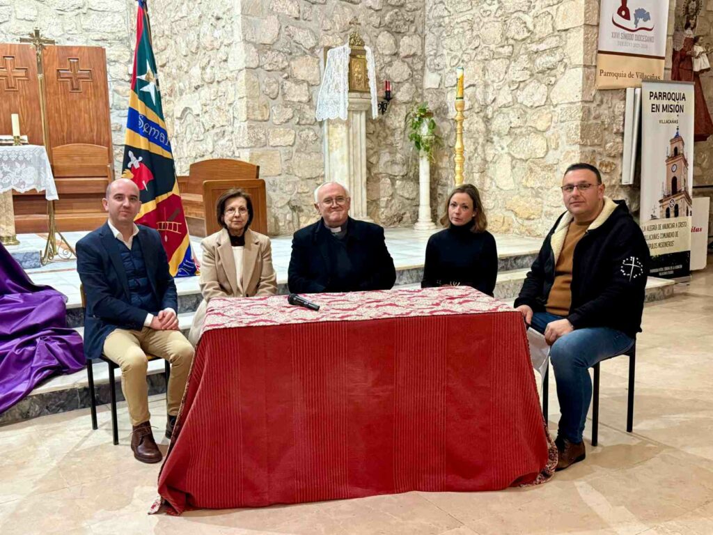 La Junta de Hermandades y Cofradías de Villacañas presenta el cartel de la Semana Santa 2026, obra de Jesús Irala 2 juntahermandadesvillacanas 3