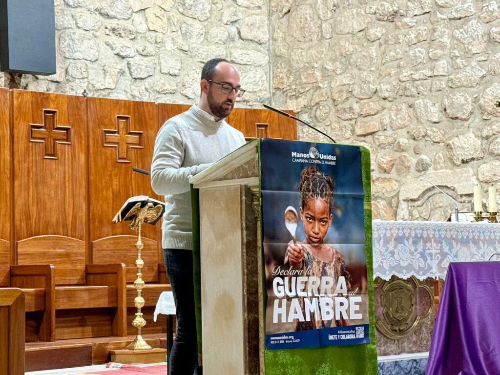 La Junta de Hermandades y Cofradías de Villacañas presenta el cartel de la Semana Santa 2026, obra de Jesús Irala 9 juntahermandadesvillacanas 4