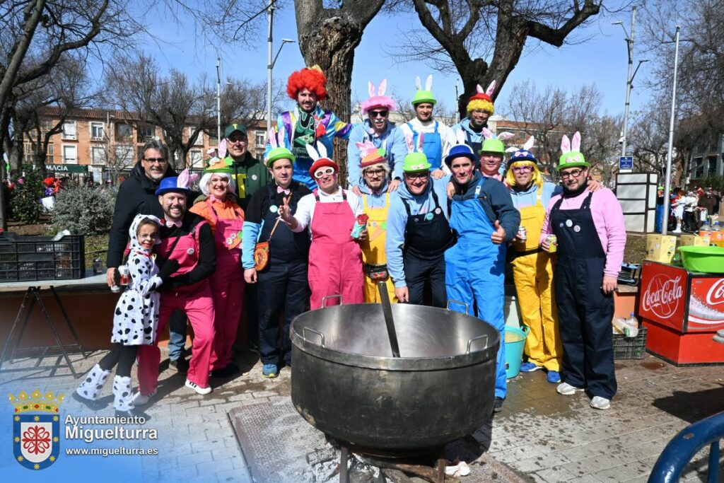El primer domingo de Carnaval llena Miguelturra de sabor y tradición 6 miguelturra carnaval 6