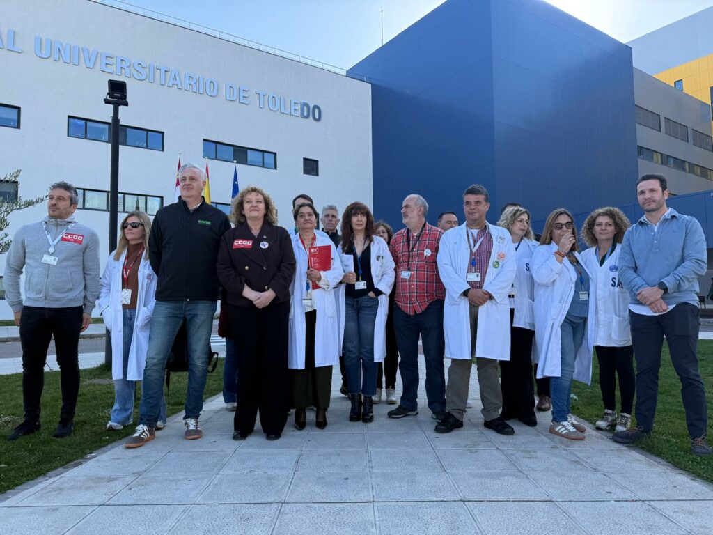 Nueva concentración en Toledo de los sindicatos para exigir al SESCAM que recupere la carrera profesional 1 nuevaconcentraciontoledocarreraprofesional