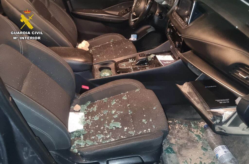 ¡Oleada de robos en Almansa!, reventaban cristales con piedras y sembraban el miedo en las calles 3 robosalmansa