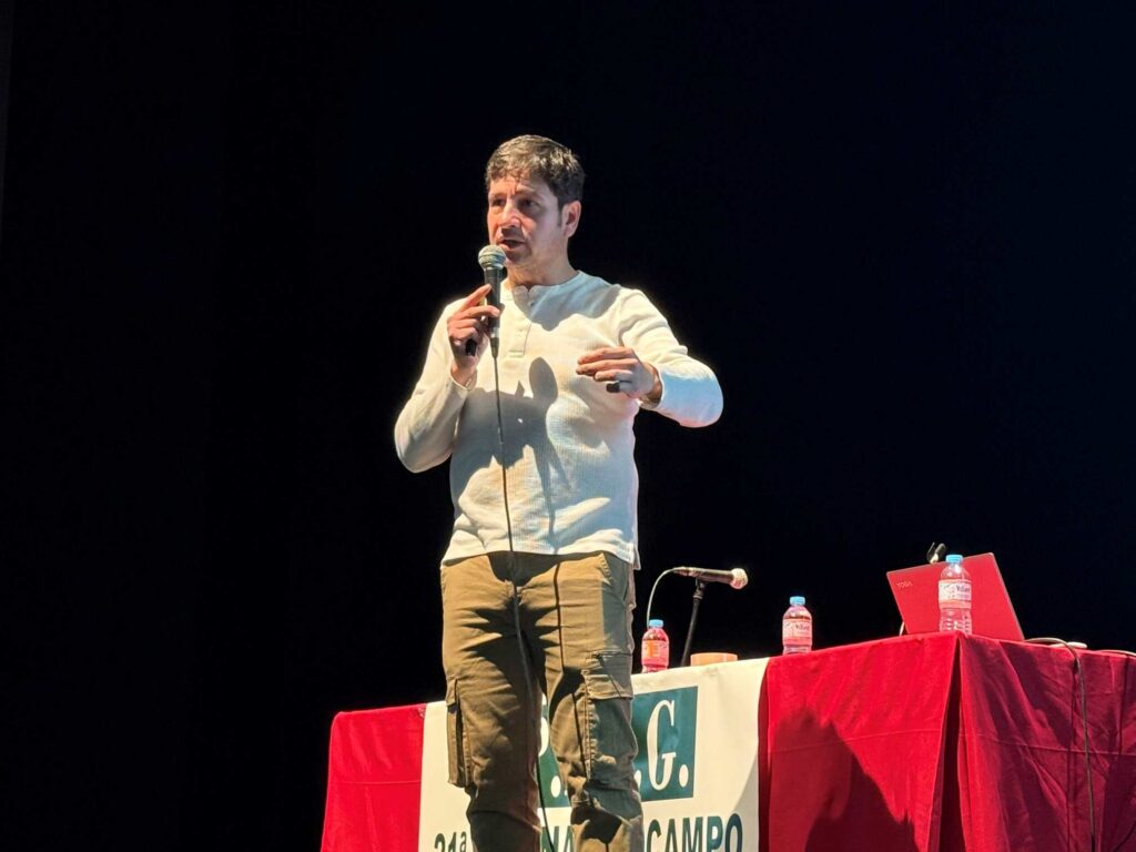 La XXI Semana del Campo, organizada por la Asociación Profesional e Independiente de Agricultores y Ganaderos, comenzó con las primeras charlas 3 semanadelcampovillacanas 04