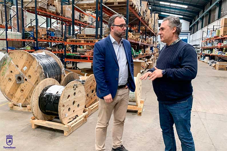 Suinra lidera el suministro eléctrico profesional con más de 50.000 referencias