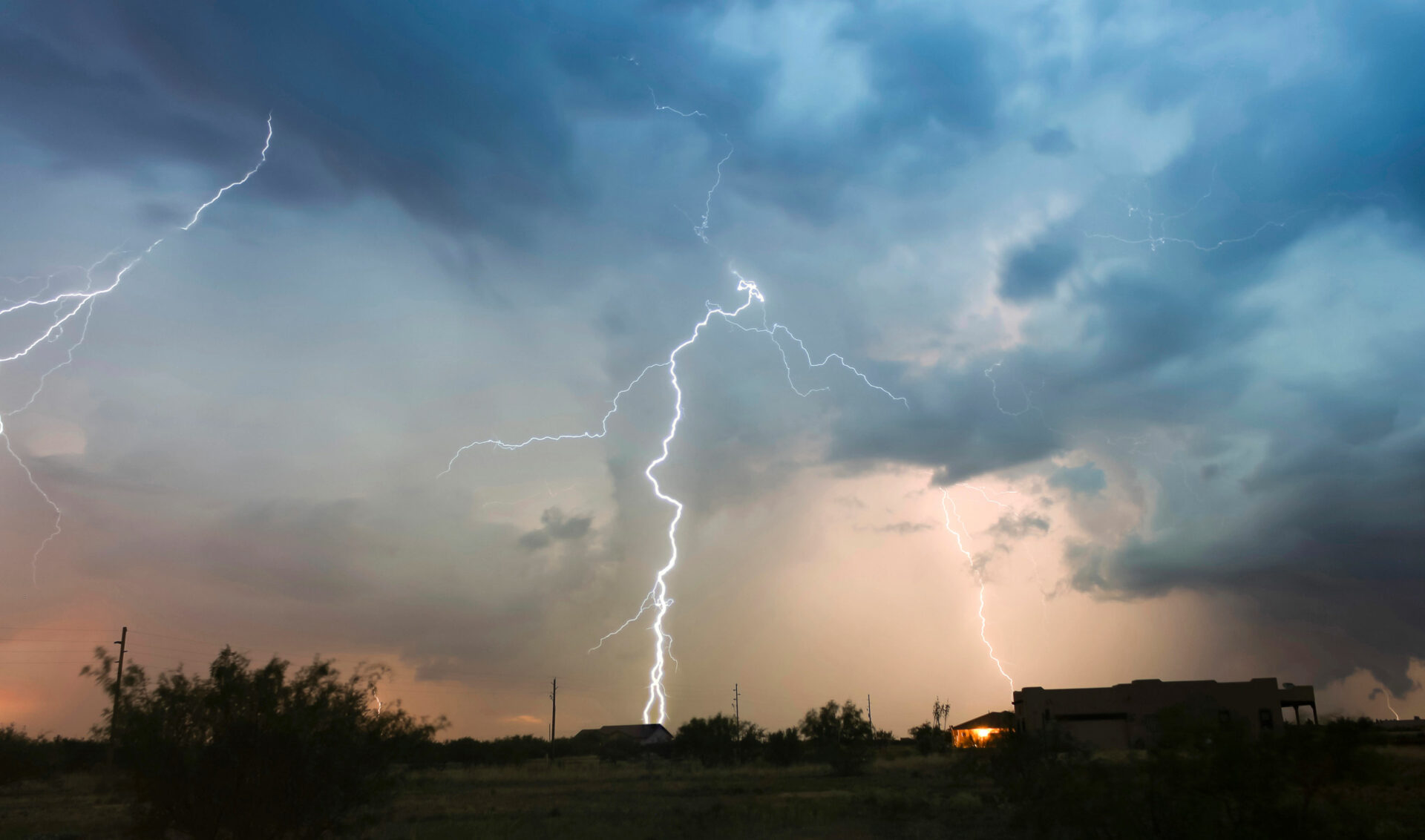 Alertas de AEMET para hoy: lluvias y tormentas en varias regiones de España