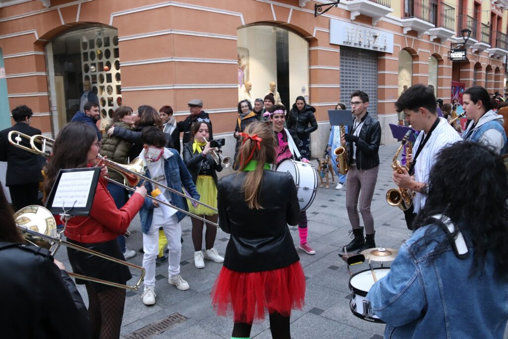 La charanga local Vinoblanco pregonará el Carnaval 2026 de Manzanares 1 vinobalcnocharanga