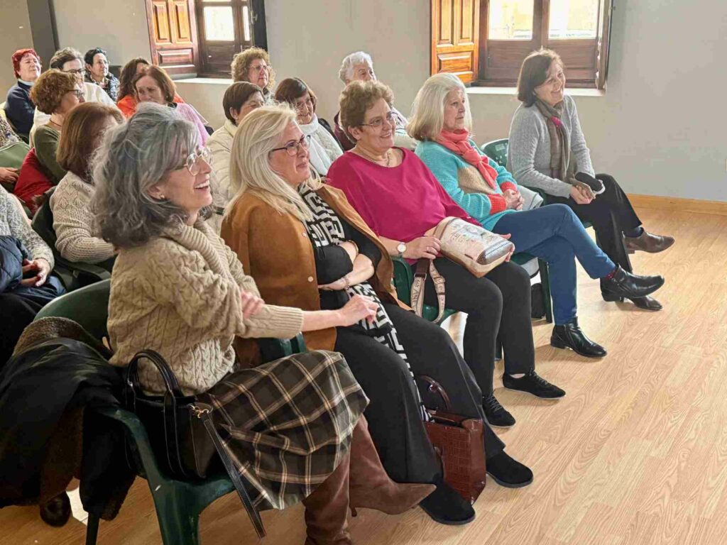 La Asociación Atenea de Villacañas organiza una conferencia sobre “El feminismo hoy: desmontando bulos” con motivo del Día Internacional de las Mujeres 2 asociacionatenea villacanas 09