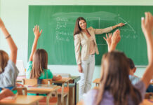 8M. Impulsar la igualdad desde las aulas: el compromiso innegociable de la enseñanza pública 8M. Impulsar la igualdad desde las aulas: el compromiso innegociable de la enseñanza pública