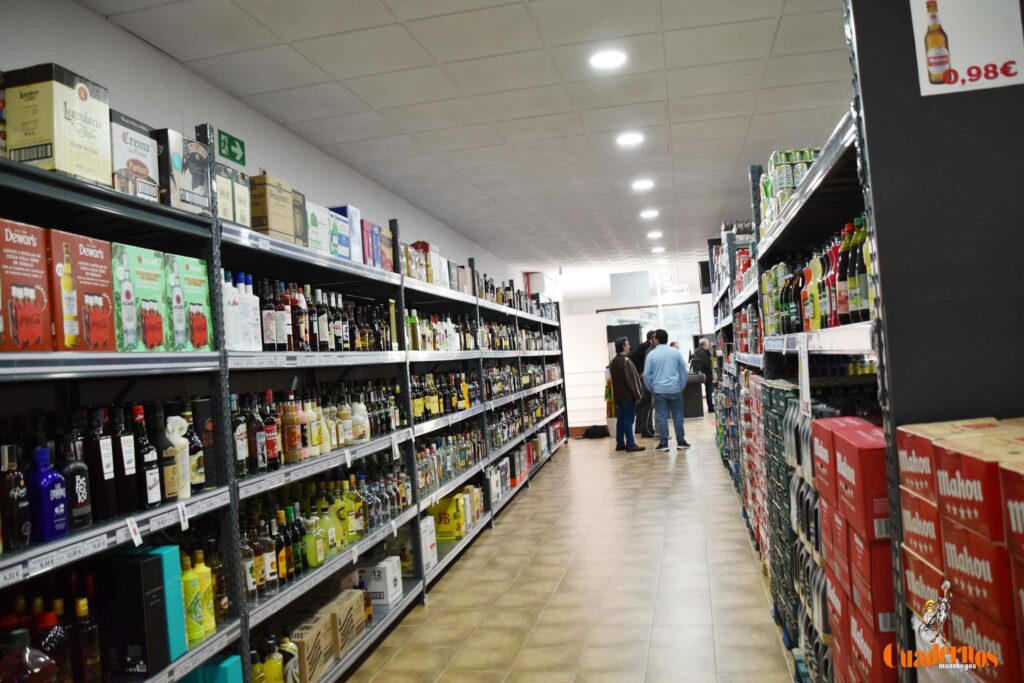 Cash Tomelloso abre una nueva etapa en la ciudad con más espacio, más comodidad y el mismo trato cercano de siempre 18 cash tomelloso abre nueva tienda 10