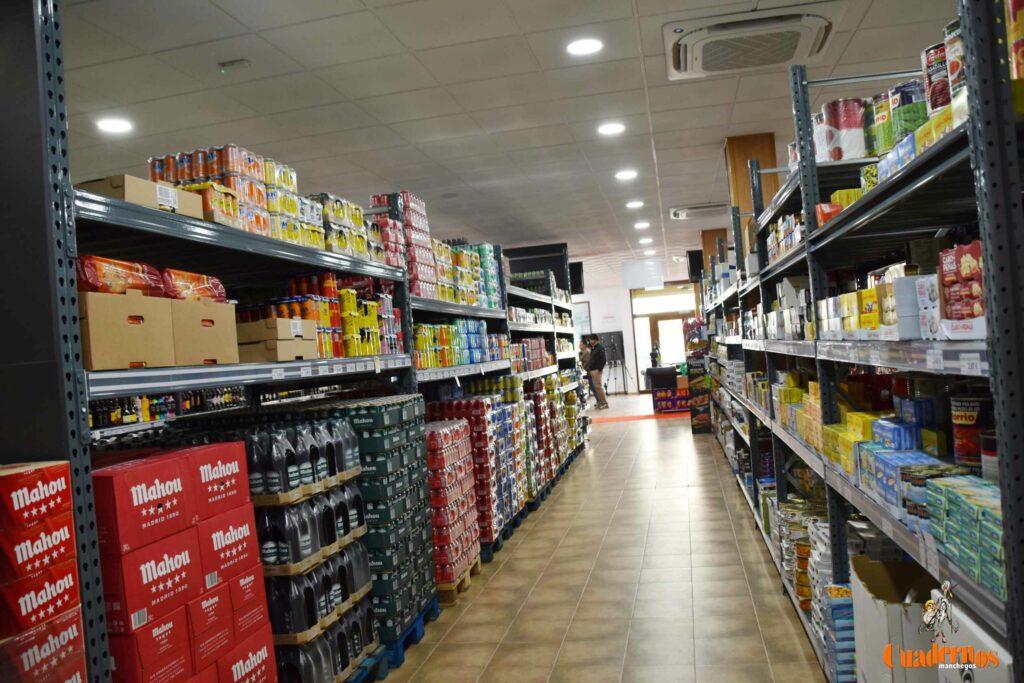 Cash Tomelloso abre una nueva etapa en la ciudad con más espacio, más comodidad y el mismo trato cercano de siempre 20 cash tomelloso abre nueva tienda 12