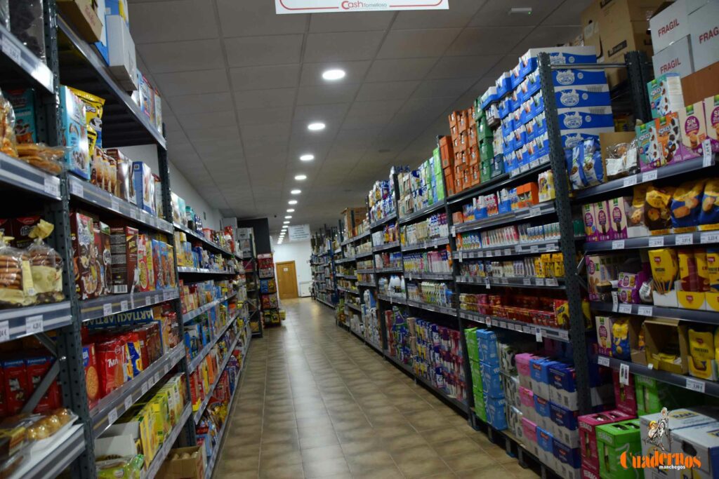 Cash Tomelloso abre una nueva etapa en la ciudad con más espacio, más comodidad y el mismo trato cercano de siempre 29 cash tomelloso abre nueva tienda 21