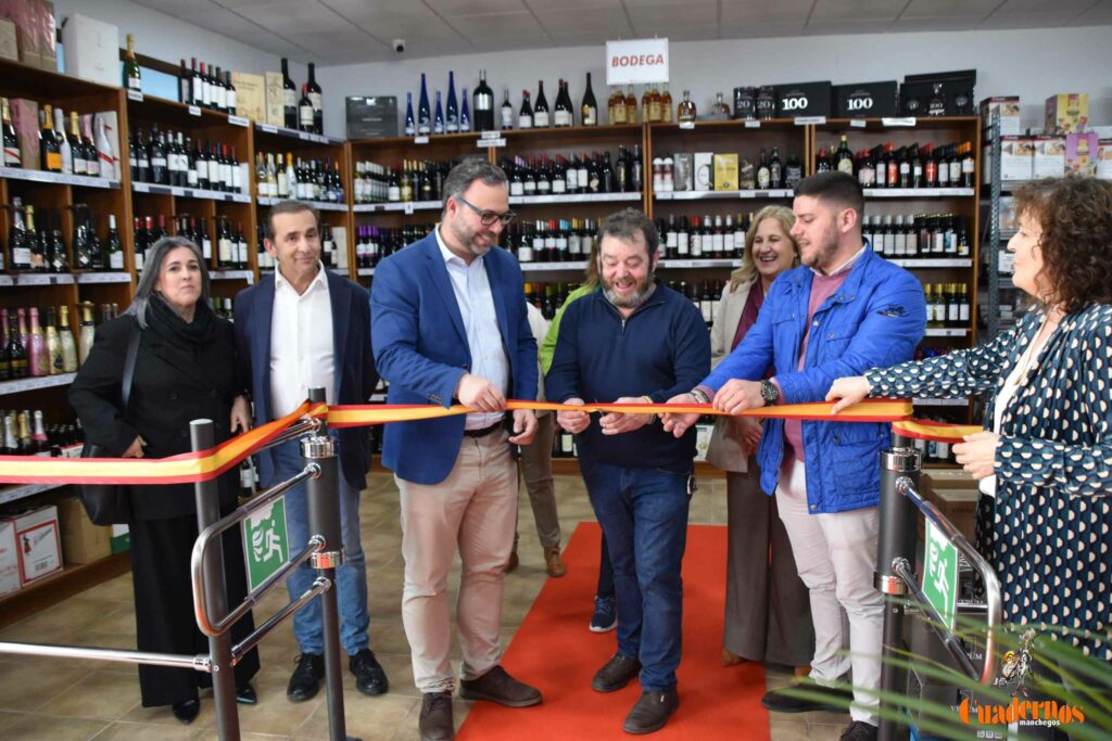 Cash Tomelloso abre una nueva etapa en la ciudad con más espacio, más comodidad y el mismo trato cercano de siempre 4 cash tomelloso abre nueva tienda 30