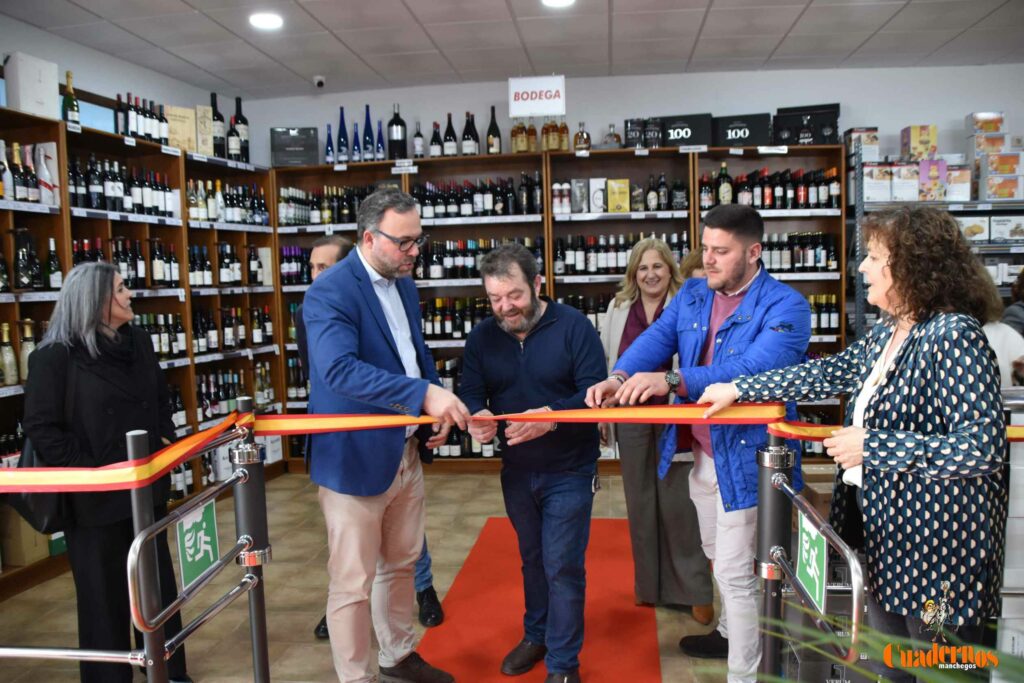 Cash Tomelloso abre una nueva etapa en la ciudad con más espacio, más comodidad y el mismo trato cercano de siempre 6 cash tomelloso abre nueva tienda 32