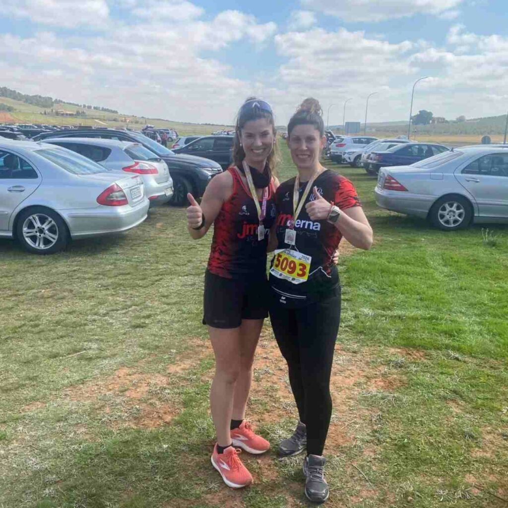 El JM Serna Seguros deja huella en Valdepeñas con podio, compañerismo y pasión por el atletismo 11 cdejmsernasegurosexito 11