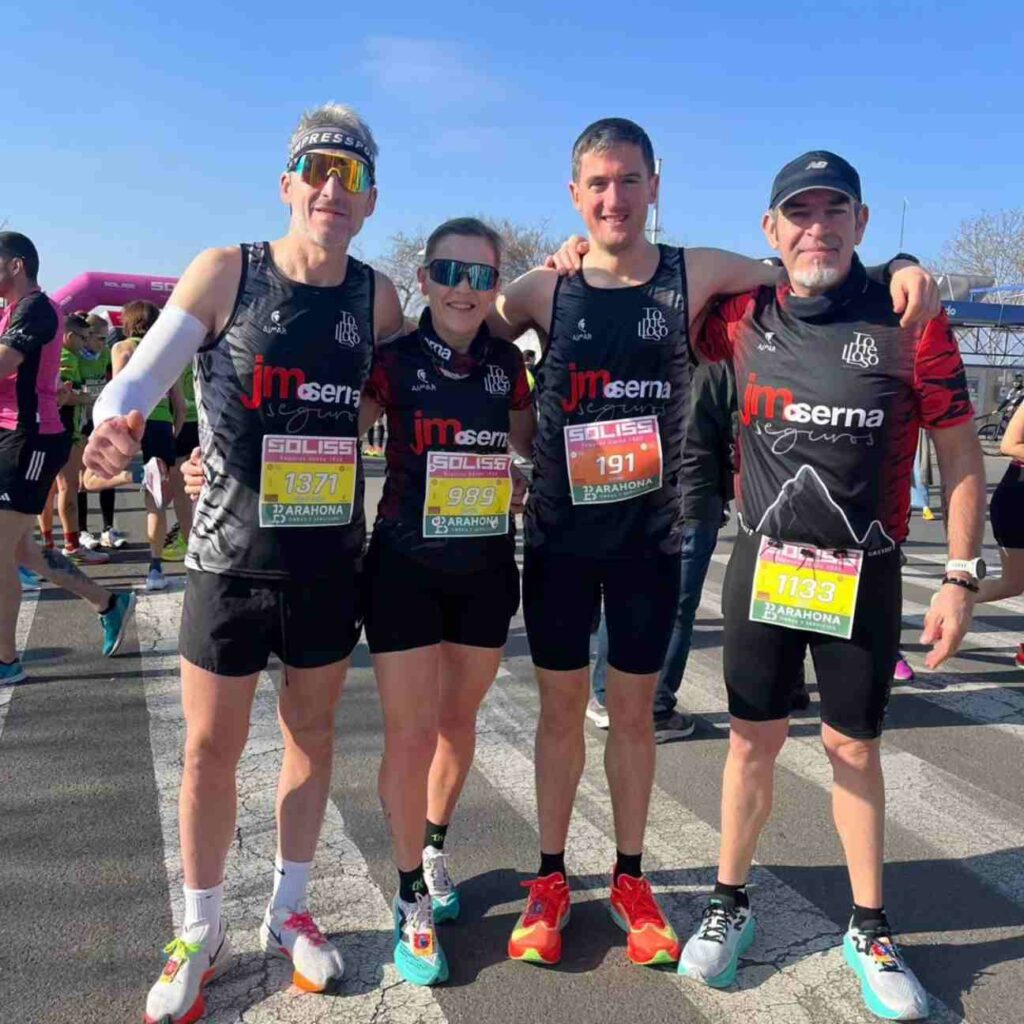 El JM Serna Seguros deja huella en Valdepeñas con podio, compañerismo y pasión por el atletismo 13 cdejmsernasegurosexito 13