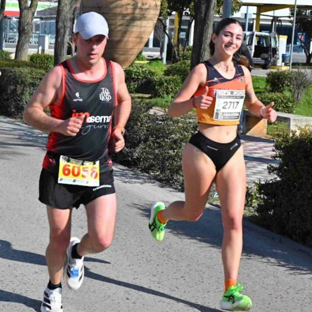 El JM Serna Seguros deja huella en Valdepeñas con podio, compañerismo y pasión por el atletismo 9 cdejmsernasegurosexito 9