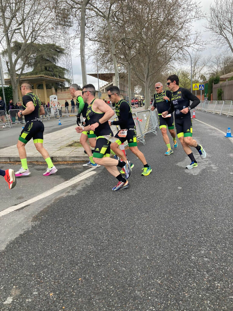 El Club Triatlón Tomelloso firma una gran actuación en el Campeonato de España de Duatlón por Equipos 2 clubtriatlontomelloso cr 3