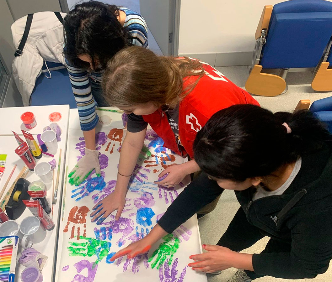 Cruz Roja se suma al 8M con una veintena de actividades en diez municipios con la campaña “Que lo hagamos, no significa que debamos”