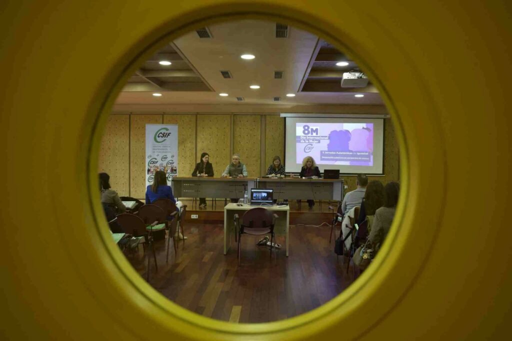 CSIF Castilla-La Mancha celebra las II Jornadas Autonómicas de Igualdad centradas en la negociación colectiva con perspectiva de género 3 csifclmjornadas