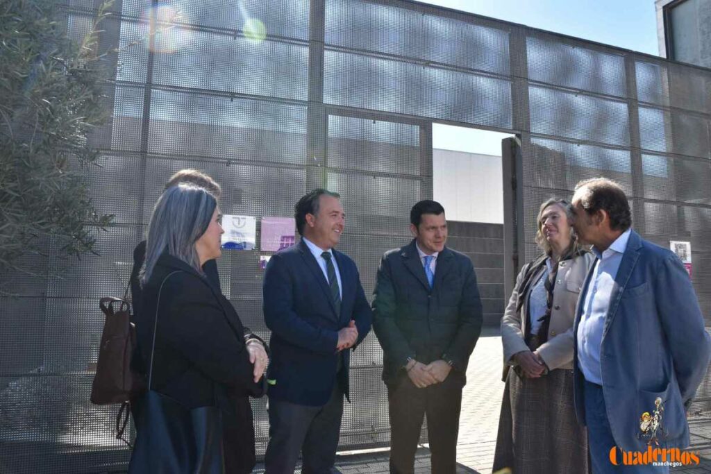 David Moreno felicita a la Cooperativa Virgen de las Viñas en Tomelloso y ofrece apoyo al sector vitivinícola 1 davidmorenovisitatomelloso 2