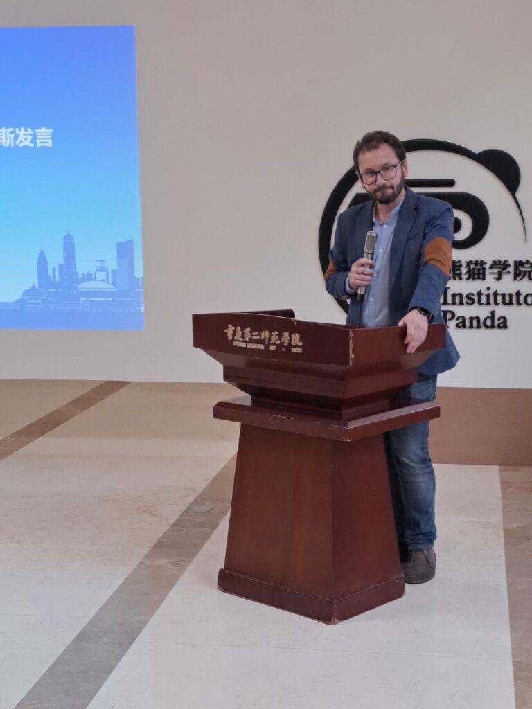 El IES Eladio Cabañero de Tomelloso gana proyección internacional con su participación en el Programa para Directivos Españoles en China 4 directivosespanoles china eladio cabanero 4