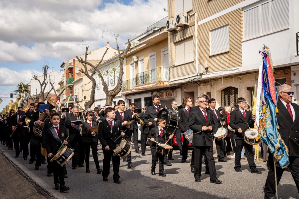 La Borriquilla recorre Argamasilla de Alba en una jornada marcada por la tradición y el fervor popular 15 domingoderamosargamasilla de alba 16