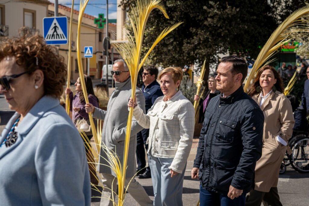 La Borriquilla recorre Argamasilla de Alba en una jornada marcada por la tradición y el fervor popular 20 domingoderamosargamasilla de alba 21