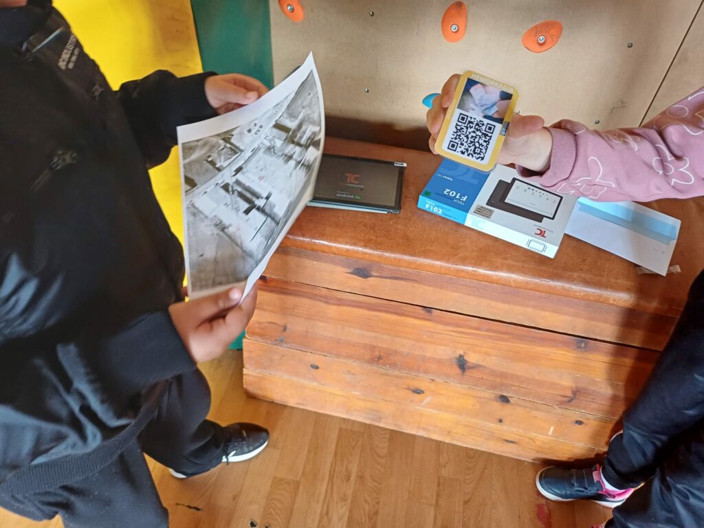 Un viaje en el tiempo que mejora la salud: el proyecto educativo que reina en los Premios NAOS 3 ef ministerio del tiempo 6