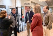 Pinacar reivindica desde Tomelloso su peso en grandes proyectos nacionales e internacionales El alcalde destaca la “excelencia” del tejido industrial de Tomelloso durante una visita a la empresa Pinacar