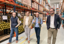 Con más de 15.000 referencias en stock, Repuestos Agrícolas Román destaca por su compromiso con la innovación y el servicio al cliente El alcalde manifiesta la satisfacción de tener en Tomelloso una empresa como Repuestos Agrícolas Román líder en el sector